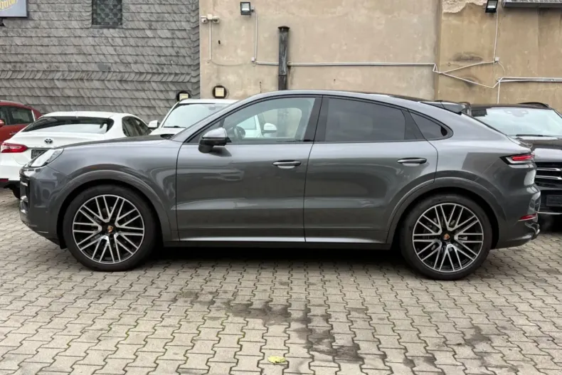 Porsche Cayenne din 2025 cu 14.900 km - oferta POR147192 - foto 8