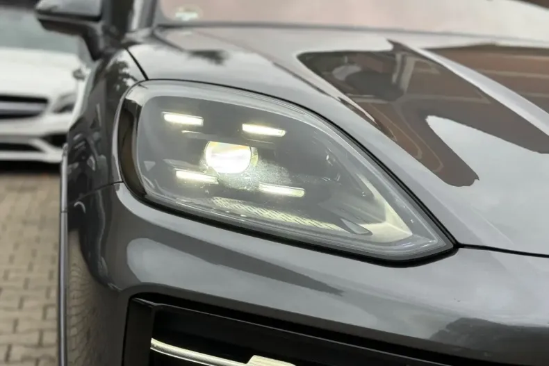 Porsche Cayenne din 2025 cu 14.900 km - oferta POR147192 - foto 9