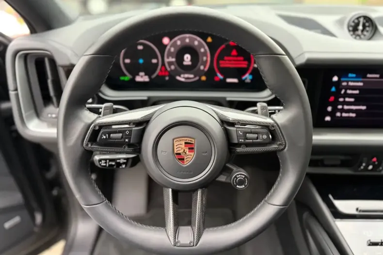 Porsche Cayenne din 2025 cu 14.900 km - oferta POR147192 - foto 22