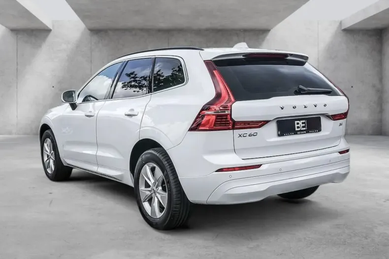 Volvo XC60 din 2022 cu 41.949 km - oferta VOL147195 - foto 2