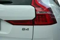 Volvo XC60 din 2022 cu 41.949 km - oferta VOL147195 - foto 4