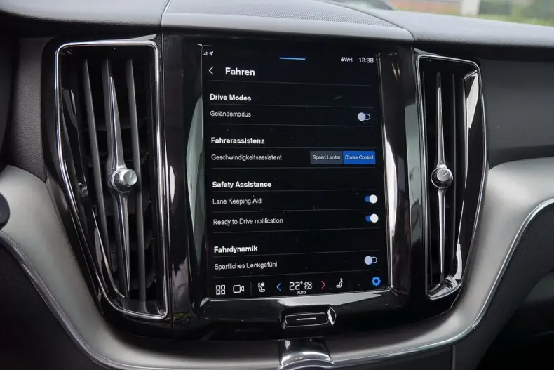 Volvo XC60 din 2022 cu 41.949 km - oferta VOL147195 - foto 18