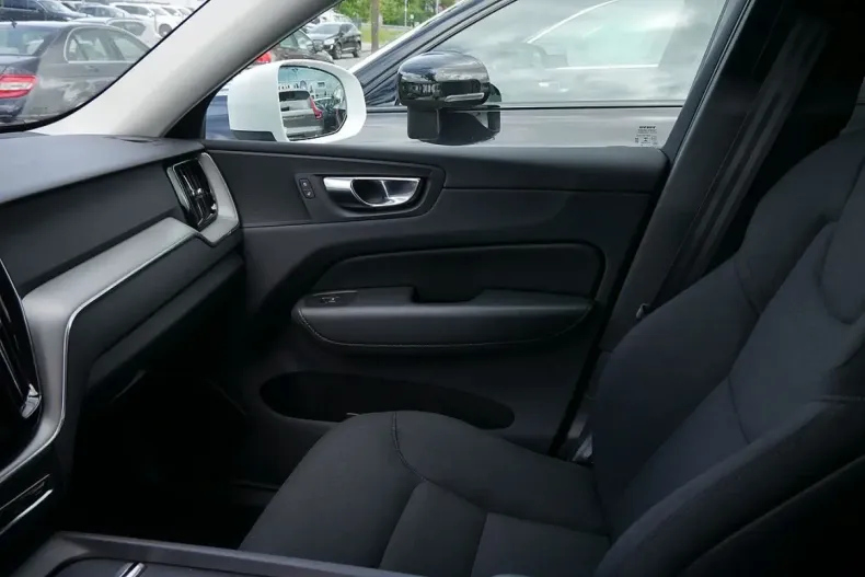 Volvo XC60 din 2022 cu 41.949 km - oferta VOL147195 - foto 25