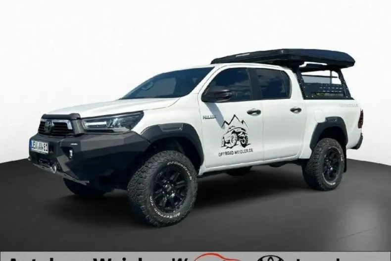 Toyota Hilux din 2022 cu 10.900 km - oferta TOY147198 - foto 1