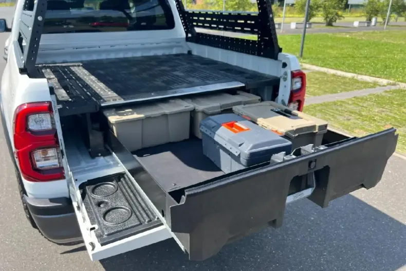 Toyota Hilux din 2022 cu 10.900 km - oferta TOY147198 - foto 14