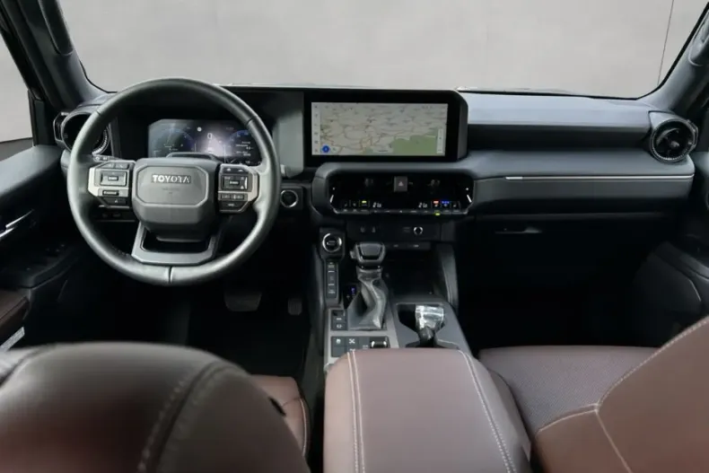 Toyota Land Cruiser din 2024 cu 12.510 km - oferta TOY147199 - foto 11