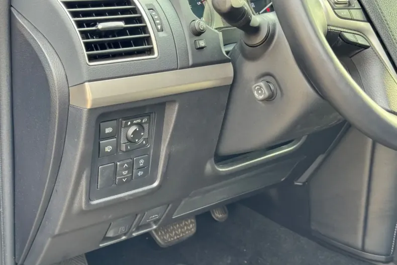 Toyota Land Cruiser din 2022 cu 55.000 km - oferta TOY147201 - foto 13