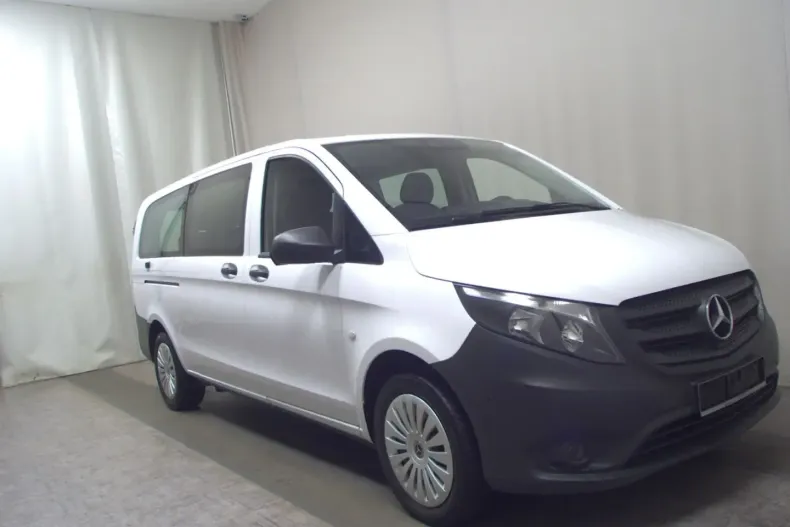 Mercedes-Benz Vito din 2023 cu 49.765 km - oferta MER147207 - foto 2