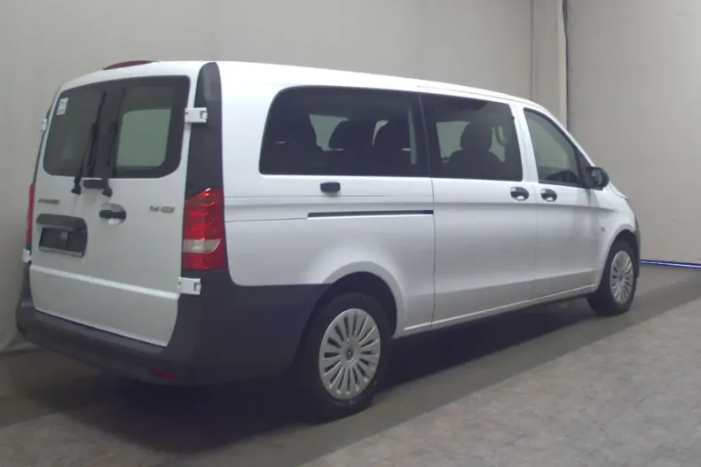 Mercedes-Benz Vito din 2023 cu 49.765 km - oferta MER147207 - foto 3
