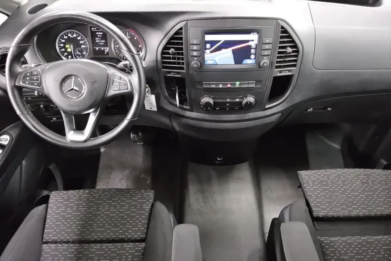 Mercedes-Benz Vito din 2023 cu 49.765 km - oferta MER147207 - foto 4