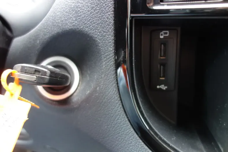 Mercedes-Benz Vito din 2022 cu 52.323 km - oferta MER147209 - foto 25