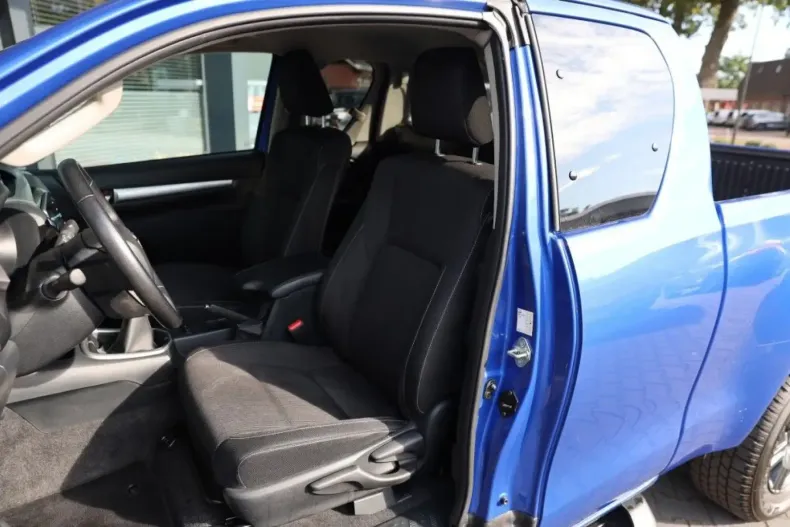 Toyota Hilux din 2024 cu 39.866 km - oferta TOY147210 - foto 7