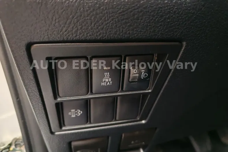 Toyota Hilux din 2024 cu 26.700 km - oferta TOY147211 - foto 7