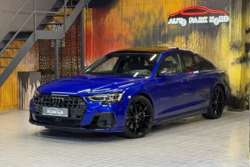 Audi S8 din 2023 - oferta AUD147220