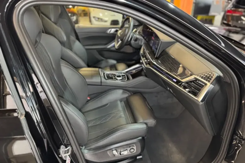 BMW X6 M60 din 2024 cu 43.245 km - oferta BMW147222 - foto 17