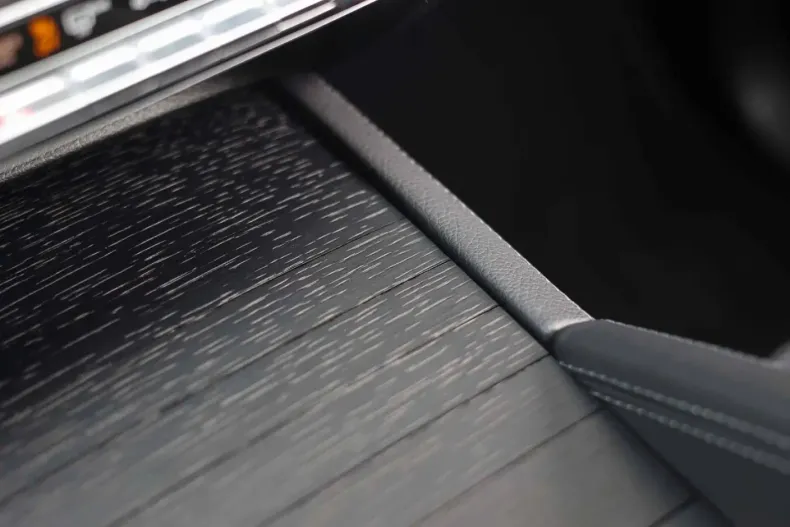 Mercedes-Benz GLE 53 AMG din 2025 cu 10.992 km - oferta MER147228 - foto 4