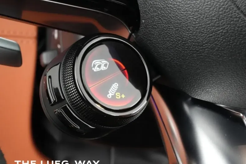 Mercedes-Benz SL 63 AMG din 2022 cu 47.055 km - oferta MER147230 - foto 26