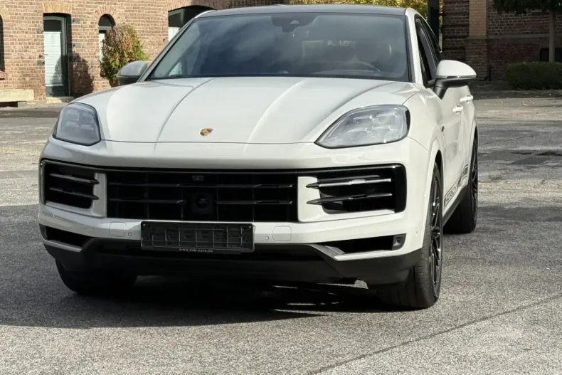 Porsche Cayenne din 2024 cu 22.700 km - oferta POR147234 - foto 5