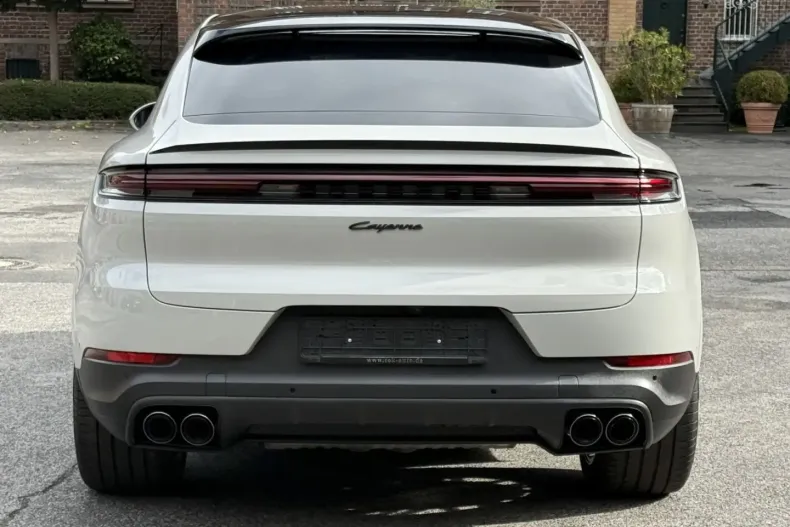 Porsche Cayenne din 2024 cu 22.700 km - oferta POR147234 - foto 21