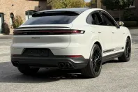 Porsche Cayenne din 2024 cu 22.700 km - oferta POR147234 - foto 26