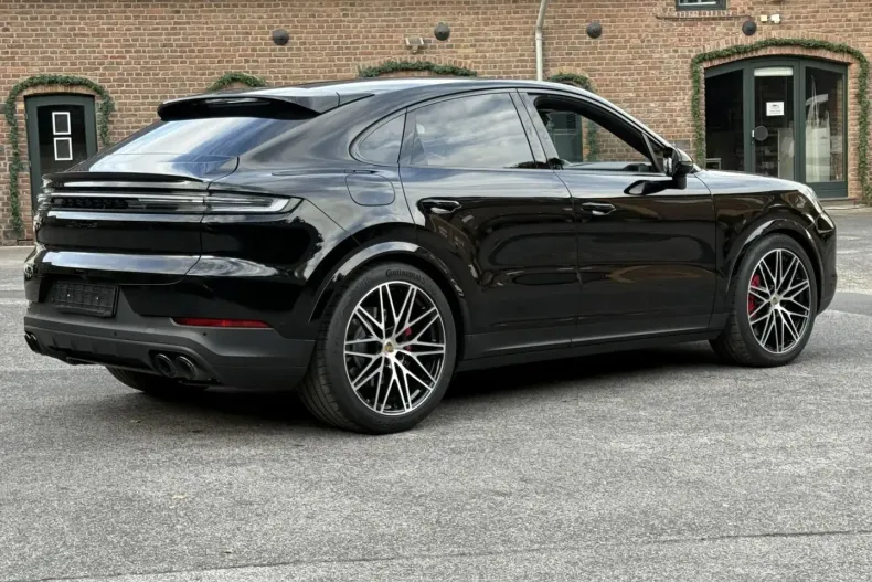 Porsche Cayenne din 2024 cu 6.300 km - oferta POR147237 - foto 18