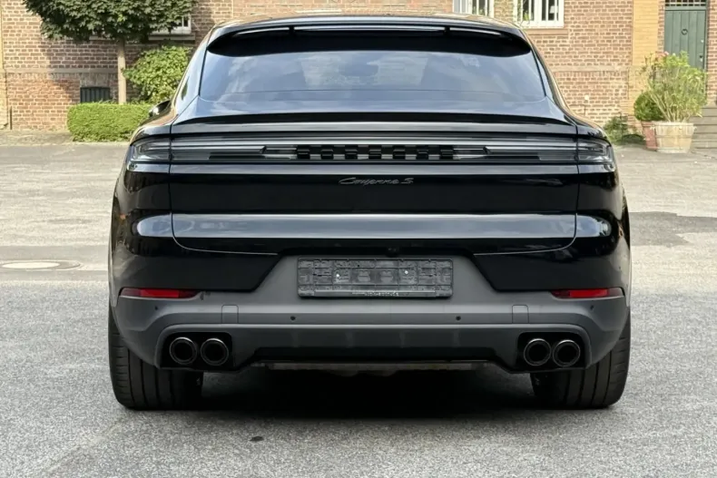 Porsche Cayenne din 2024 cu 8.560 km - oferta POR147238 - foto 19