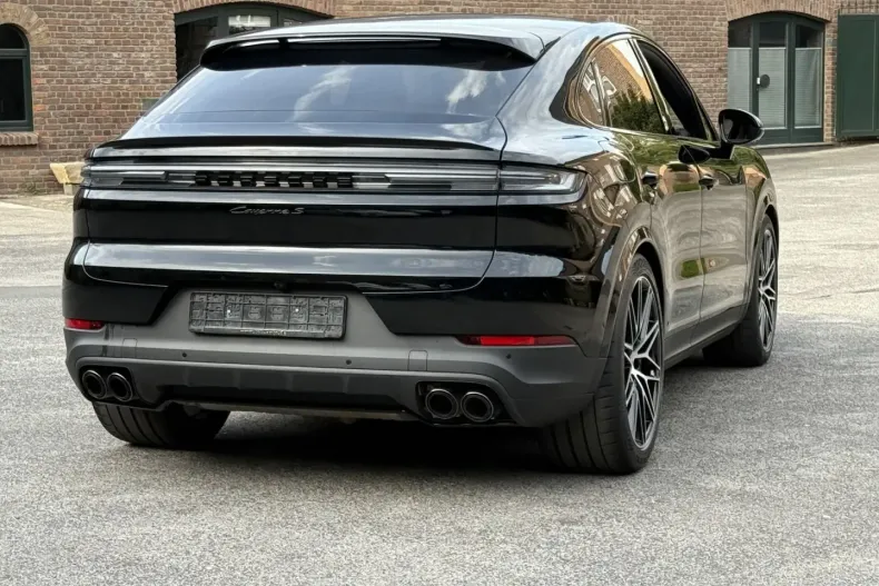 Porsche Cayenne din 2024 cu 8.560 km - oferta POR147238 - foto 23