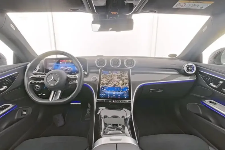 Mercedes-Benz CLE 200 din 2024 cu 19.159 km - oferta MER147240 - foto 6