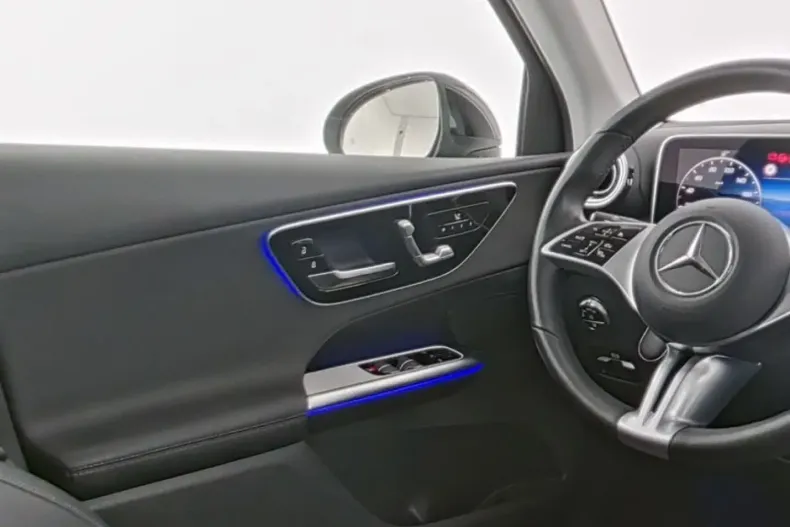 Mercedes-Benz GLC 200 din 2024 cu 25.059 km - oferta MER147241 - foto 8