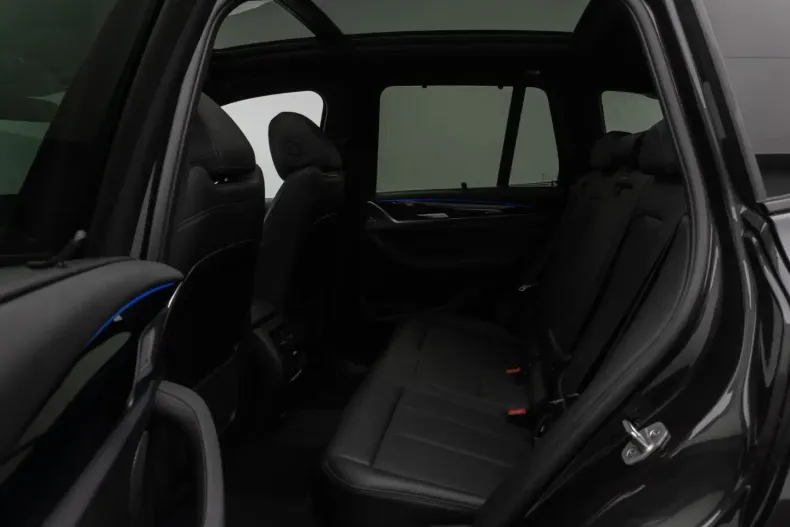 BMW X3 din 2022 cu 63.559 km - oferta BMW147257 - foto 25