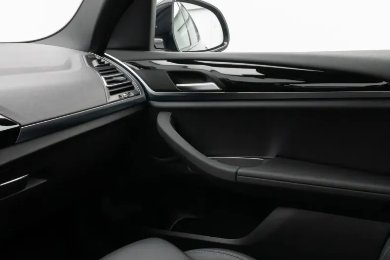 BMW X3 din 2022 cu 21.987 km - oferta BMW147261 - foto 32