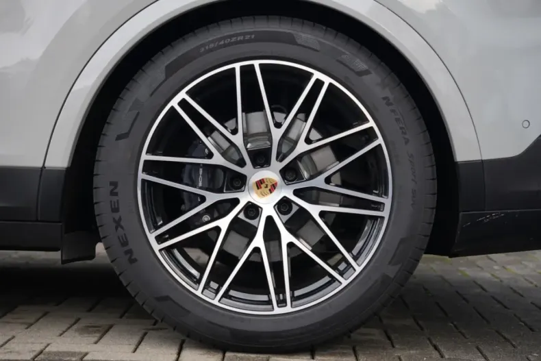 Porsche Cayenne din 2024 cu 24.500 km - oferta POR147271 - foto 17