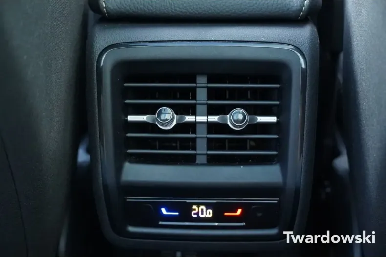 Skoda Kodiaq din 2024 cu 18.947 km - oferta SKO147272 - foto 17