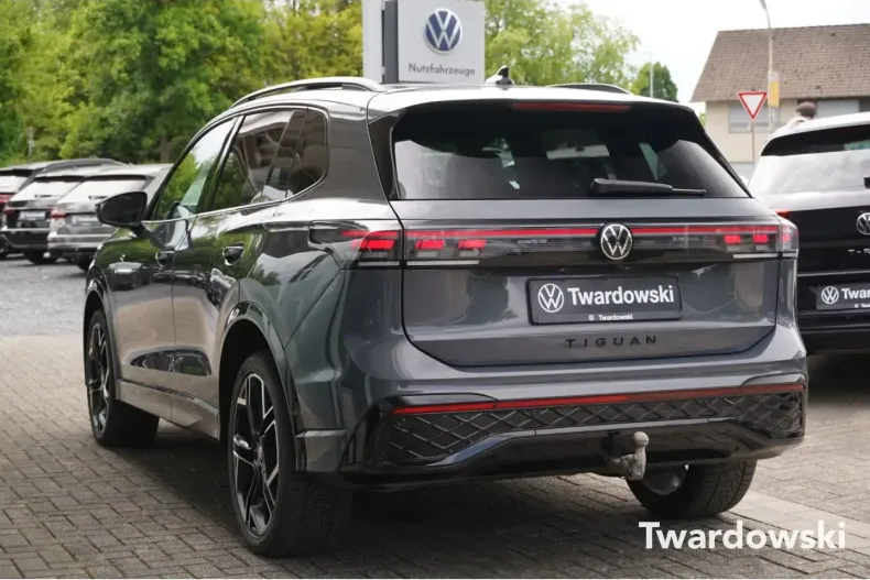 Volkswagen Tiguan din 2024 cu 11.978 km - oferta VOL147273 - foto 4