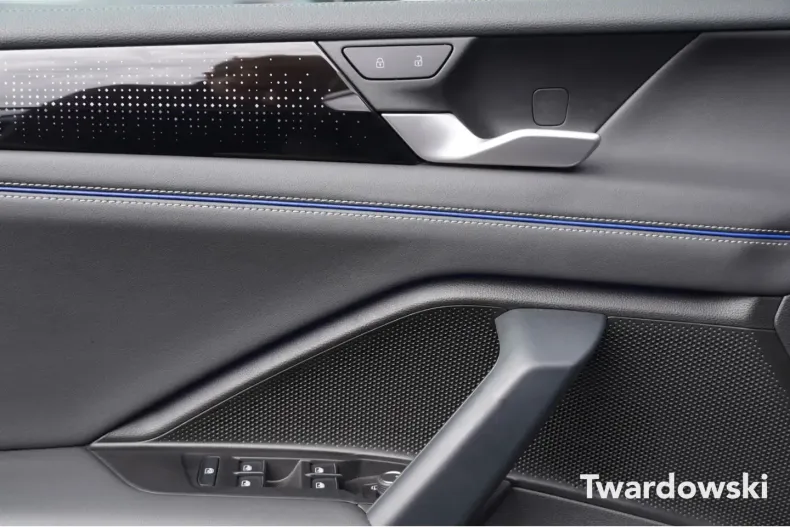 Volkswagen Tiguan din 2024 cu 11.978 km - oferta VOL147273 - foto 8