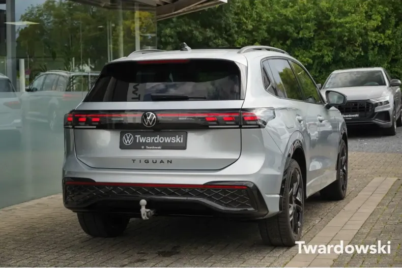 Volkswagen Tiguan din 2024 cu 18.121 km - oferta VOL147276 - foto 6