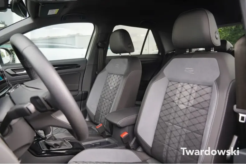 Volkswagen T-Roc din 2024 cu 17.193 km - oferta VOL147277 - foto 10