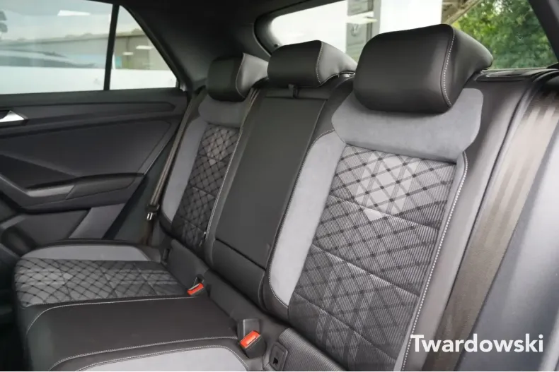 Volkswagen T-Roc din 2024 cu 17.193 km - oferta VOL147277 - foto 11