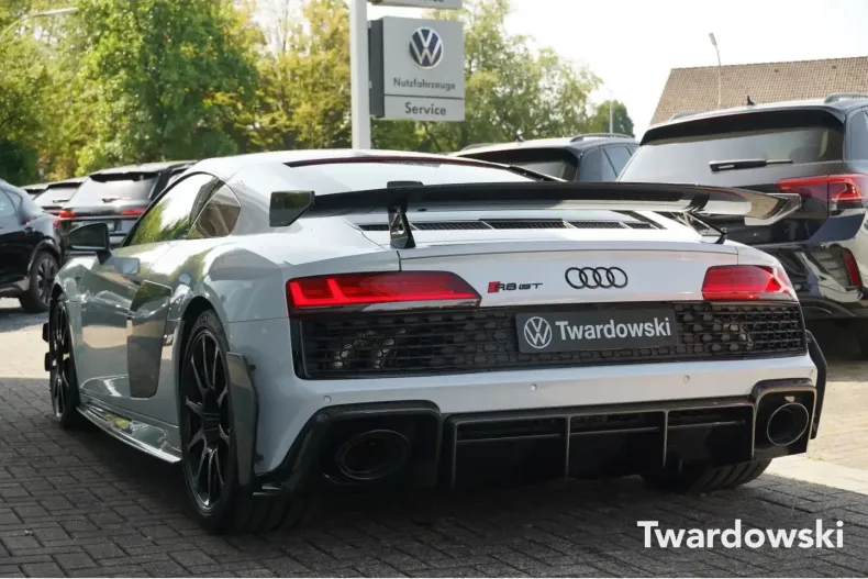 Audi R8 din 2024 cu 3.110 km - oferta AUD147279 - foto 4