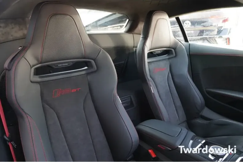 Audi R8 din 2024 cu 3.110 km - oferta AUD147279 - foto 14