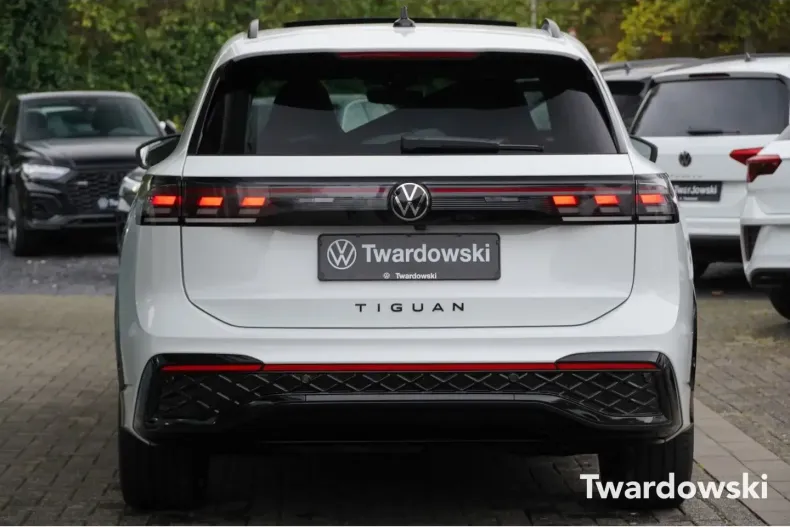 Volkswagen Tiguan din 2024 cu 12.987 km - oferta VOL147280 - foto 5