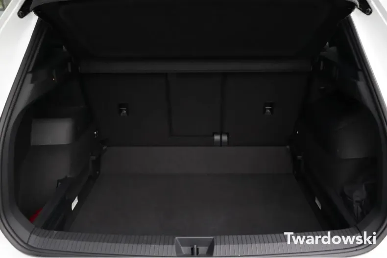 Volkswagen Tiguan din 2024 cu 12.987 km - oferta VOL147280 - foto 15