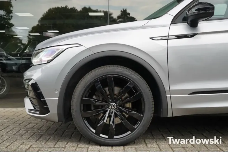 Volkswagen Tiguan Allspace din 2024 cu 22.530 km - oferta VOL147281 - foto 7