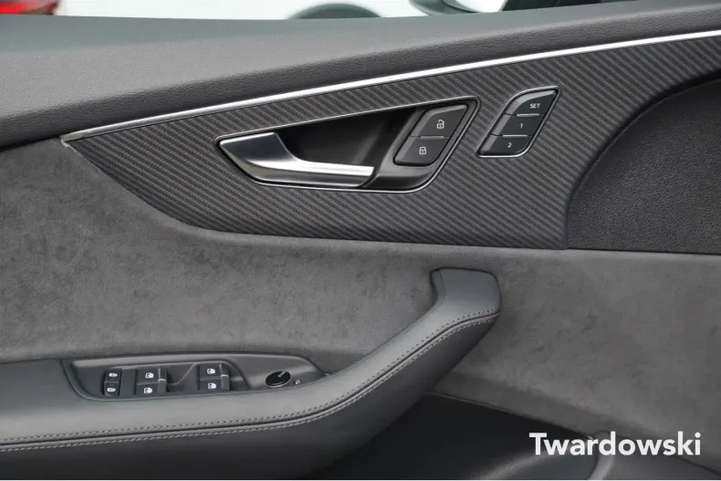 Audi RSQ8 din 2023 cu 14.083 km - oferta AUD147283 - foto 9