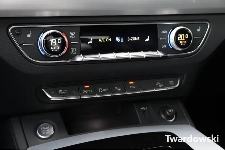 Audi Q5 din 2024 cu 11.950 km - oferta AUD147284 - foto 17