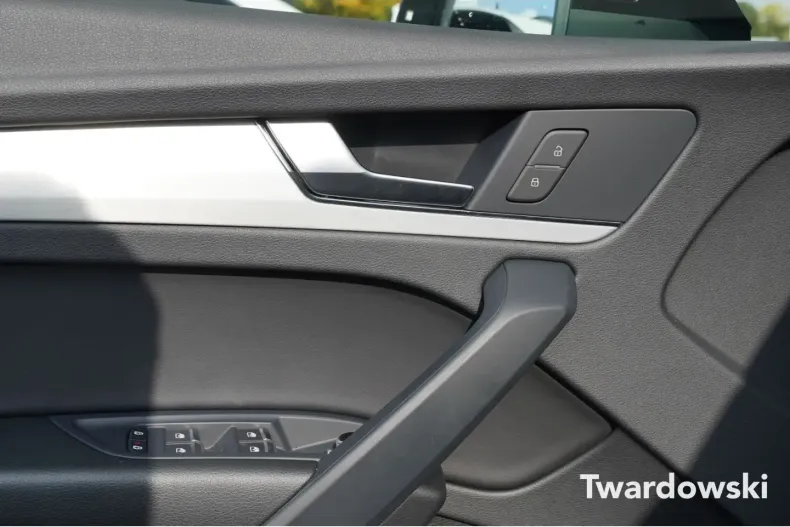 Audi Q5 din 2023 cu 17.795 km - oferta AUD147285 - foto 8