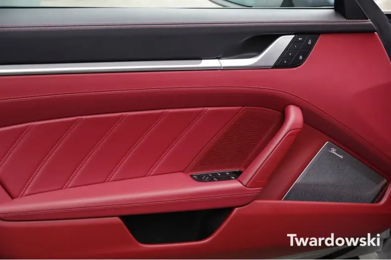 Porsche 911 din 2024 cu 2.034 km - oferta POR147286 - foto 10