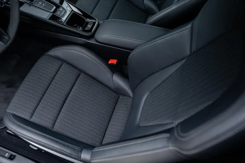 Porsche 992 din 2023 cu 16.200 km - oferta POR147287 - foto 12