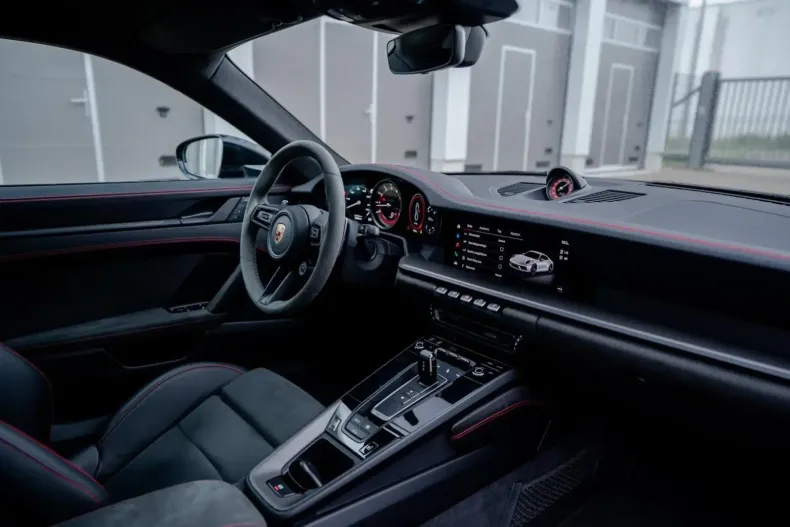 Porsche 992 din 2023 cu 12.600 km - oferta POR147288 - foto 23