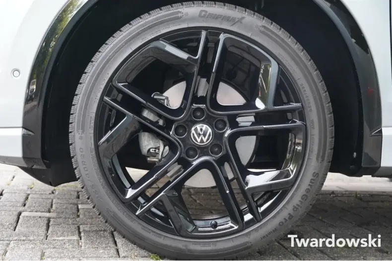 Volkswagen Tiguan din 2024 cu 12.149 km - oferta VOL147292 - foto 7